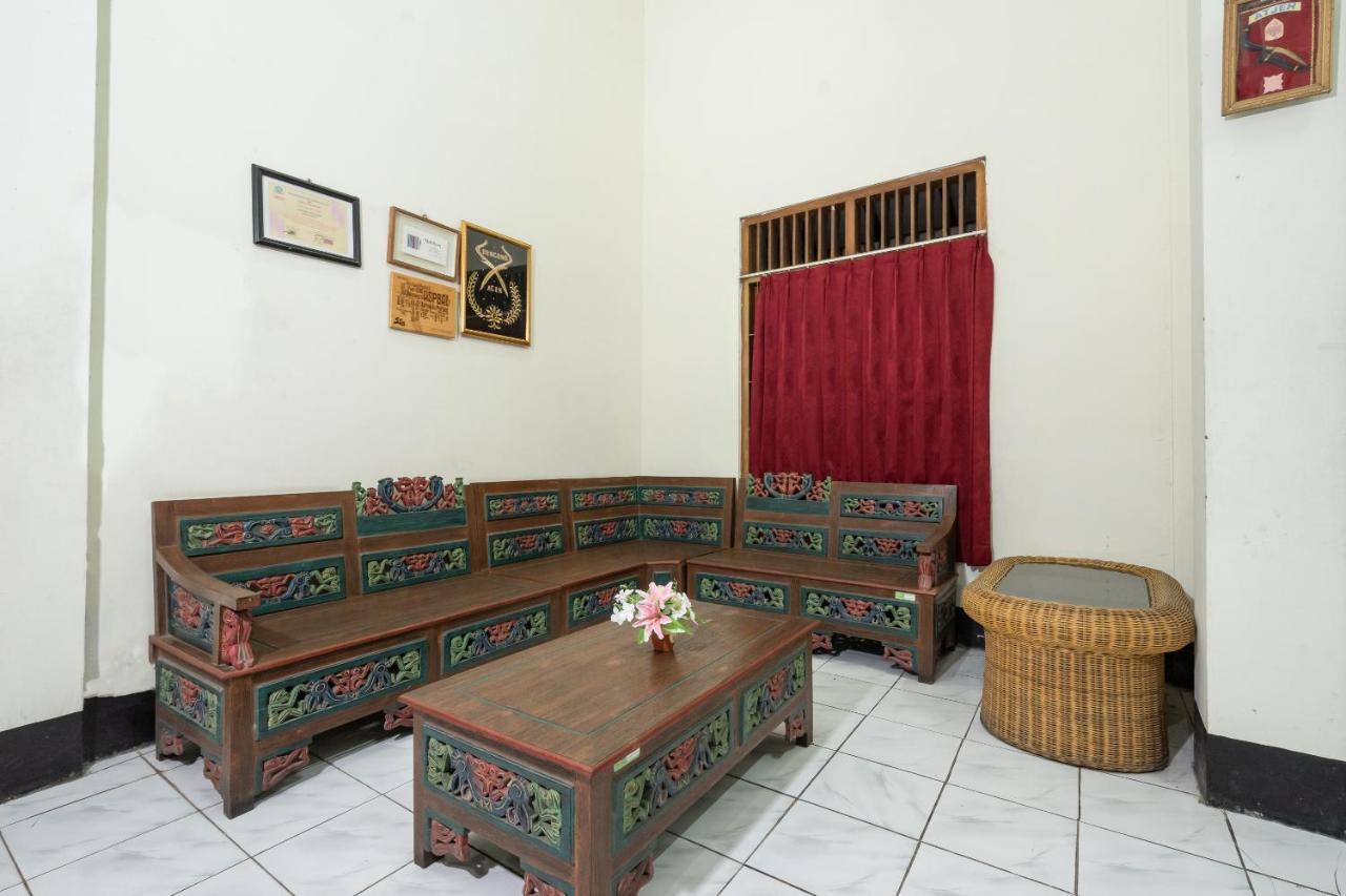 Super Oyo 1778 Omah Duwet Otel Beran Kidul Dış mekan fotoğraf