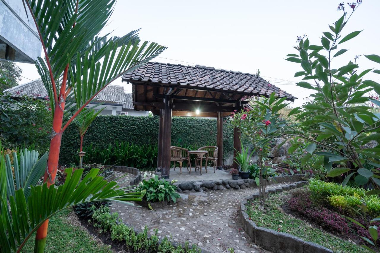 Super Oyo 1778 Omah Duwet Otel Beran Kidul Dış mekan fotoğraf